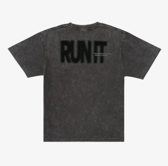 STRAY KIDS - RUN IT JAPANESE MD | PHOTO T-SHIRT BLACK KEYRING PREORDER