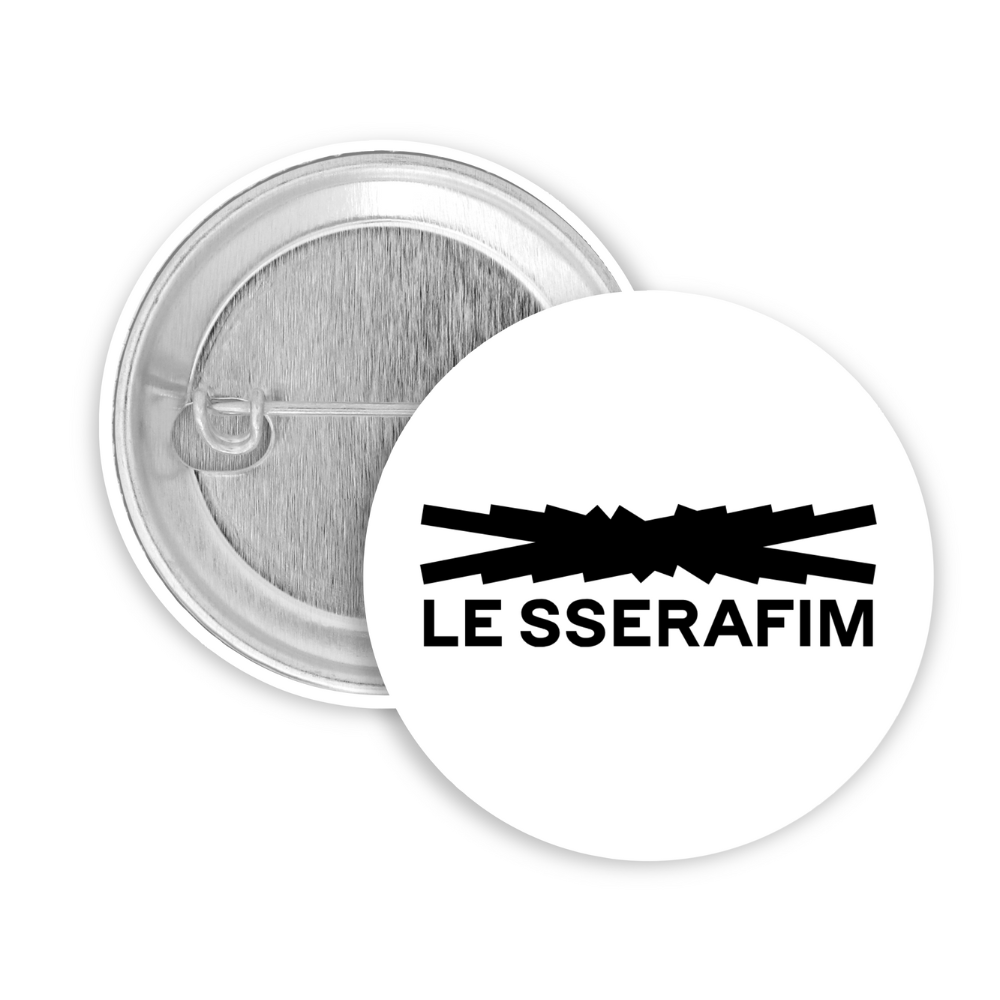 LE SSERAFIM PLACKA 50MM
