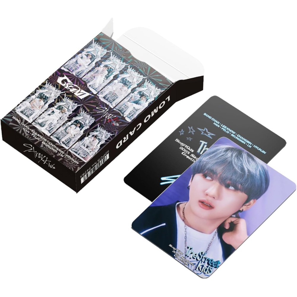 STRAY KIDS GIANT HOLOGRAFICKÉ LOMO CARDS 92KS