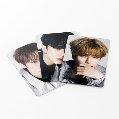 STRAY KIDS SOCIAL PATH SUPER BOWL HOLOGRAPHIC LOMO CARDS 55PCS