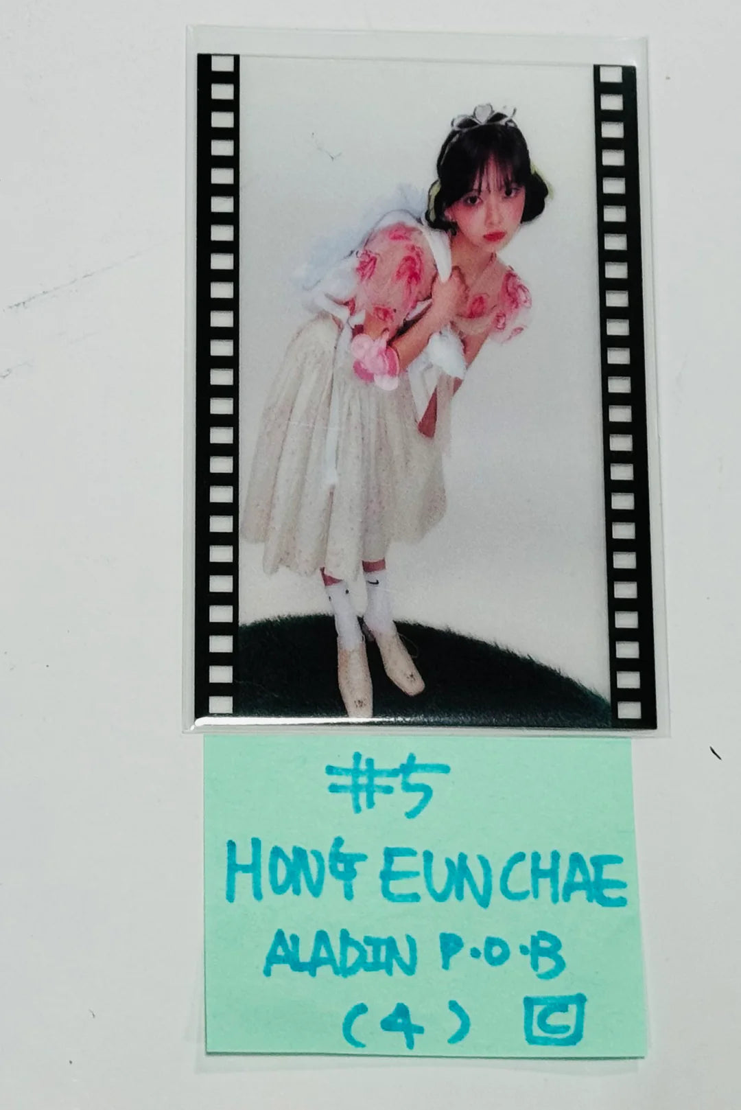 LE SSERAFIM "CRAZY" - Aladin POB Film Photocard [Compact Ver.]