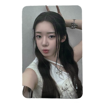BABYMONSTER – 1st MINI ALBUM [BABYMONS7ER] (PHOTOBOOK VER.) SOUNDWAVE LUCKY DRAW
