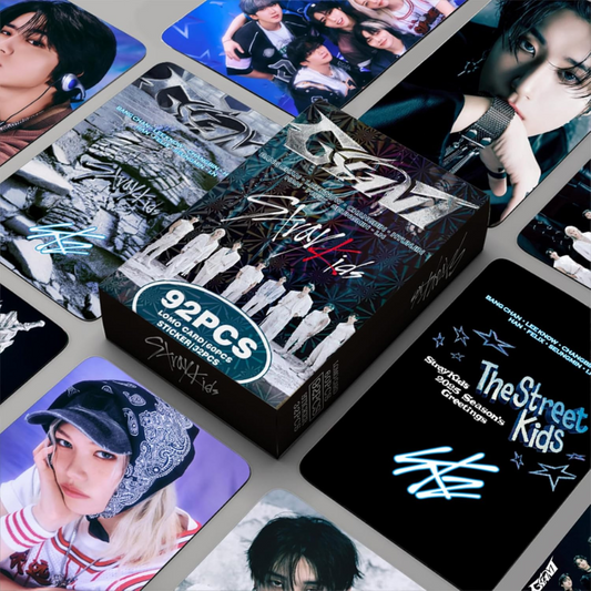 STRAY KIDS GIANT HOLOGRAFICKÉ LOMO CARDS 92KS